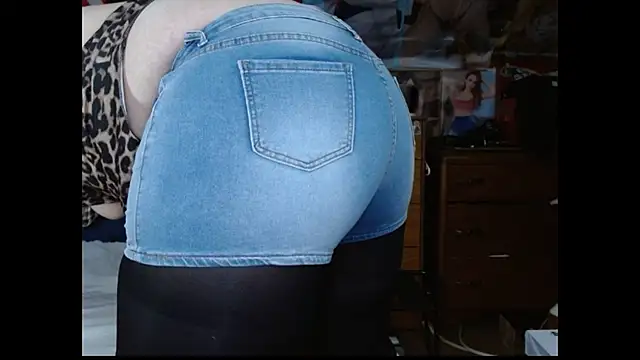 Snapshot of cosmicjones chatting on January 2026 07:50:02 PM cosmicjones online show from January 2026 07:50:02 PM