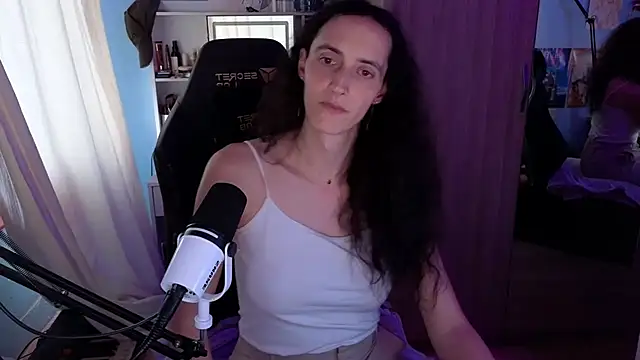 Snapshot of MemiKouki chatting on February 2026 04:34:02 PM MemiKouki online show from February 2026 04:34:02 PM