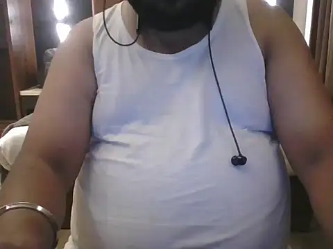 Snapshot of Hunk-Hand6 chatting on October 2025 03:00:02 PM Hunk-Hand6 online show from October 2025 03:00:02 PM