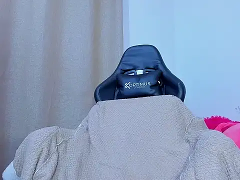 Snapshot of Miaa_love6969 chatting on January 2025 07:00:02 AM Miaa love6969 online show from January 2025 07:00:02 AM