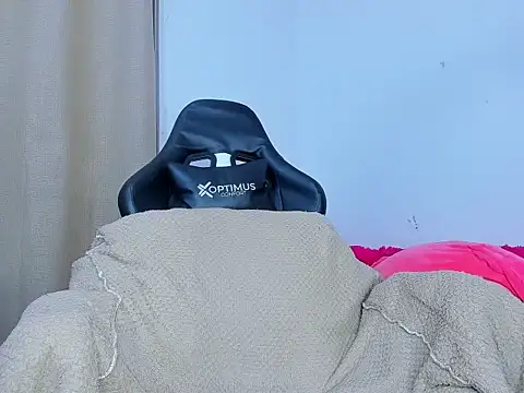 Snapshot of Miaa_love6969 chatting on March 2025 04:14:01 AM Miaa love6969 online show from March 2025 04:14:01 AM