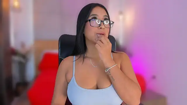 Snapshot of BellaHarllow chatting on February 2026 07:55:02 PM BellaHarllow online show from February 2026 07:55:02 PM