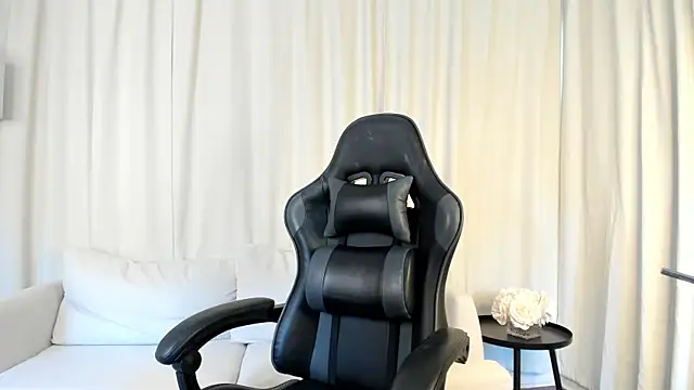 SaraDesirexo online show from March 2026 12:23:02 PM