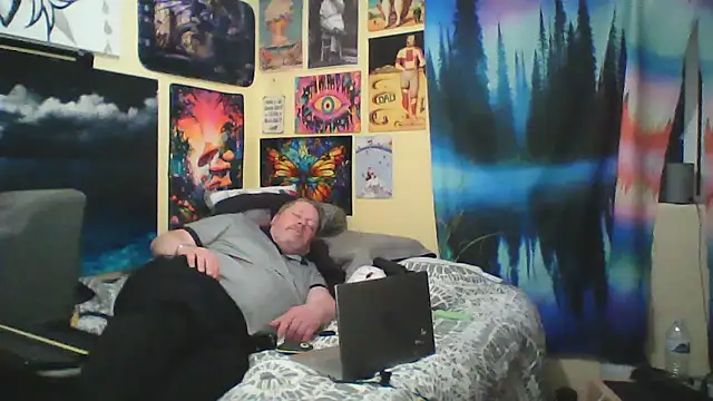 Snapshot of Mic_Oxinner chatting on July 2026 11:05:02 AM Mic Oxinner online show from July 2026 11:05:02 AM