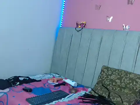 Snapshot of monickhot303av chatting on January 2025 07:07:01 AM monickhot303av online show from January 2025 07:07:01 AM