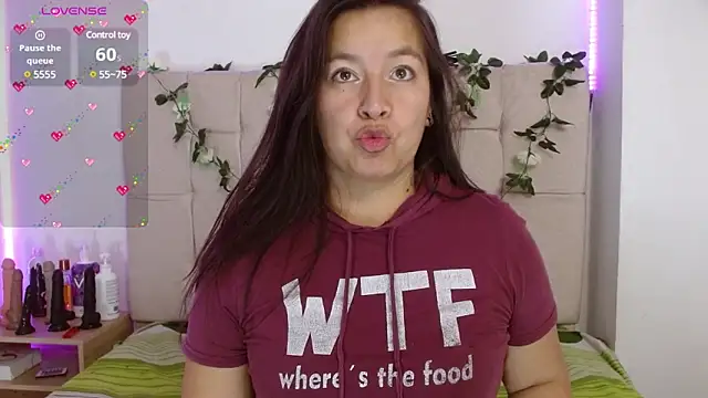 Snapshot of monickhot303av chatting on February 2025 12:08:02 AM monickhot303av online show from February 2025 12:08:02 AM