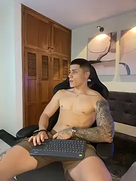 Snapshot of _joansoto chatting on December 2025 01:50:02 PM joansoto online show from December 2025 01:50:02 PM