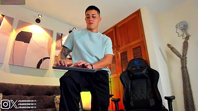 Snapshot of _joansoto chatting on February 2026 12:45:01 PM joansoto online show from February 2026 12:45:01 PM