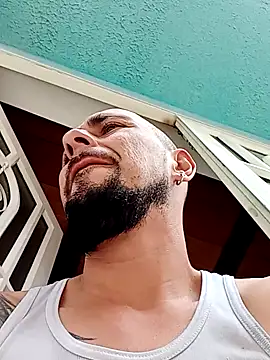 Snapshot of fire_menxxx001 chatting on February 2025 06:16:01 PM fire menxxx001 online show from February 2025 06:16:01 PM