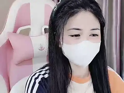  Lygn   online show from February 2025 06:29:02 PM