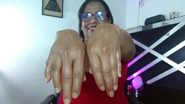 elizabeth mature23 online show from May 2026 02:01:02 PM