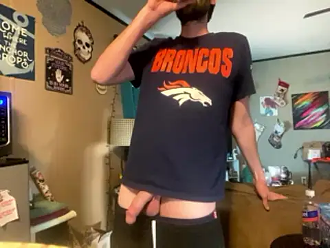 Snapshot of denverfwb chatting on January 2026 08:32:02 PM denverfwb online show from January 2026 08:32:02 PM