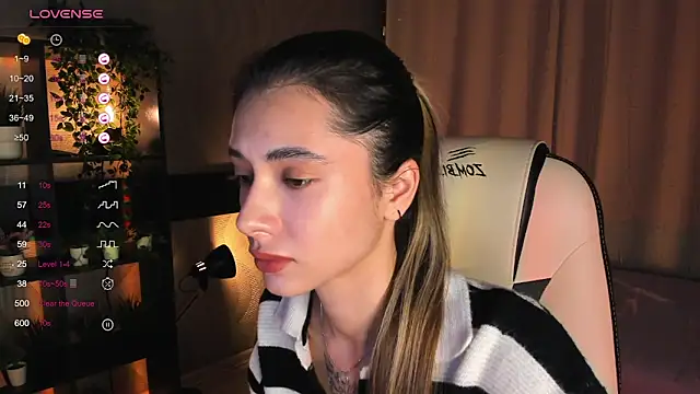 DarlaLike online show from November 2025 03:38:02 AM