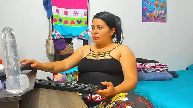 yournaughtyandsexyprinces online show from September 2025 02:11:02 AM