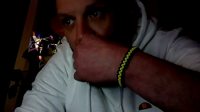 Snapshot of donhulio482 chatting on March 2025 01:38:02 AM donhulio482 online show from March 2025 01:38:02 AM