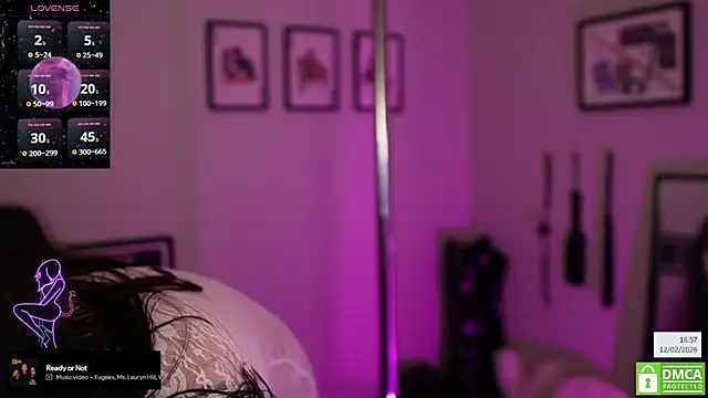 Billiexxox online show from February 2026 04:57:02 PM