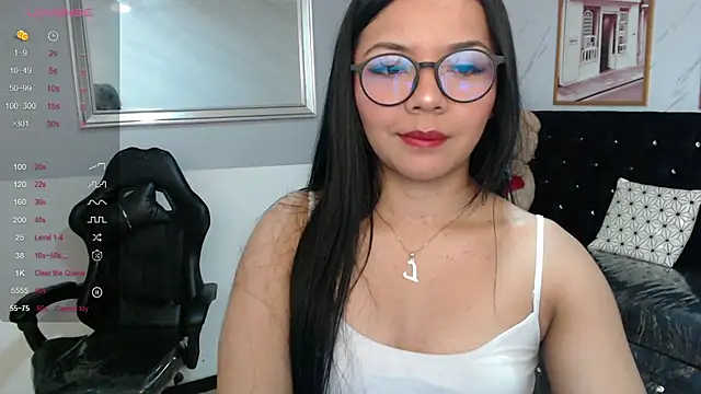 Snapshot of liz_25b chatting on February 2025 03:12:02 AM liz 25b online show from February 2025 03:12:02 AM