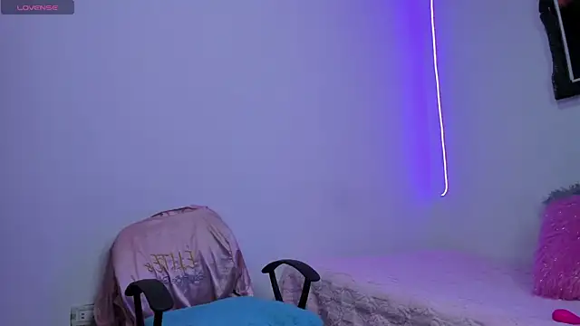 Snapshot of liz_25b chatting on October 2025 03:40:02 AM liz 25b online show from October 2025 03:40:02 AM