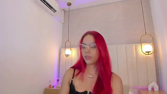 Scarlett Morgan  online show from September 2025 08:11:02 PM