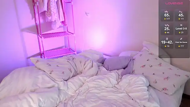 KatieMelone online show from October 2025 11:53:02 AM