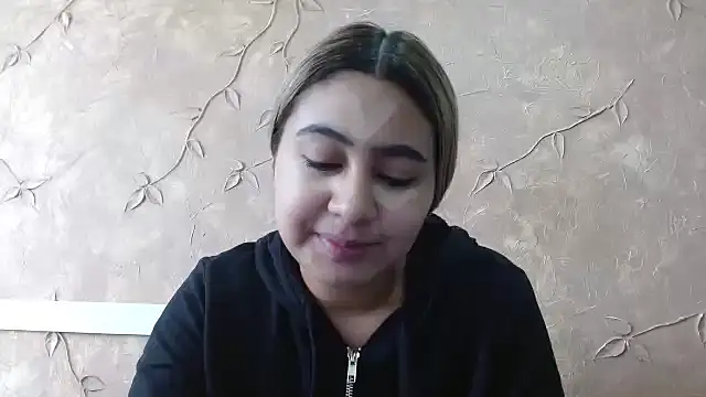 Miabonnett  online show from February 2025 12:06:02 PM