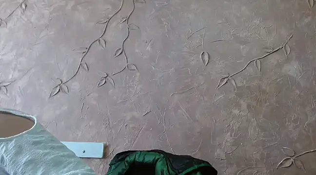 Miabonnett  online show from February 2025 06:19:01 PM