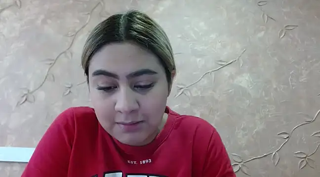 Miabonnett  online show from February 2025 12:05:02 PM