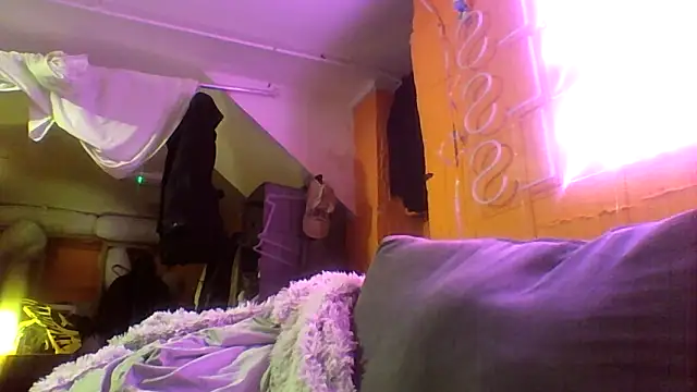 Snapshot of pervy_devil chatting on February 2026 05:37:01 AM pervy devil online show from February 2026 05:37:01 AM