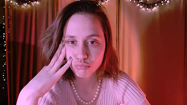 Malinax online show from December 2024 10:47:01 PM