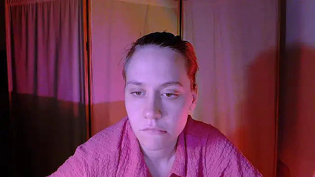 Malinax online show from September 2025 10:44:02 PM