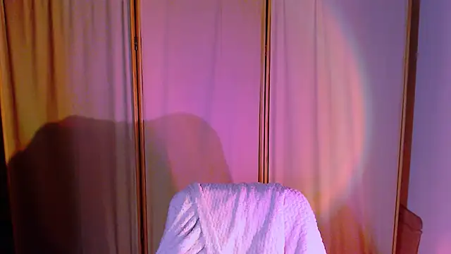 Malinax online show from September 2025 10:14:01 PM