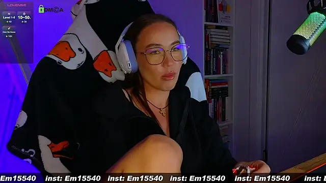 Emili1- online show from January 2025 02:28:02 PM