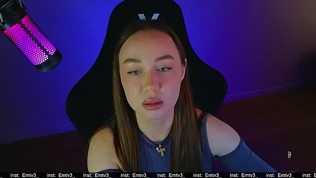 Emili1- online show from March 2026 09:42:01 AM