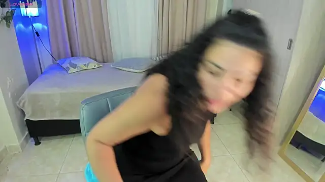 amelyaDreams online show from September 2025 07:13:02 PM