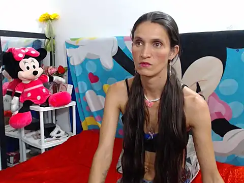 Snapshot of Nathasha_LatinHot chatting on October 2025 01:11:01 AM Nathasha LatinHot online show from October 2025 01:11:01 AM