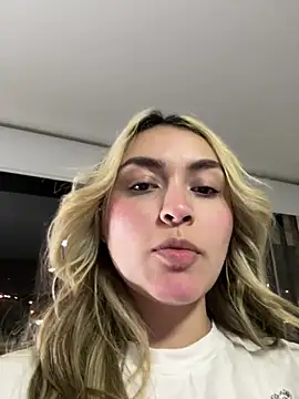 emma oxford online show from April 2026 12:52:02 AM