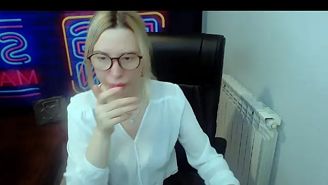 kerakiss877 online show from February 2025 12:02:01 AM