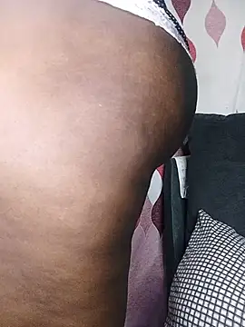 freaky belle online show from May 2026 11:24:02 PM