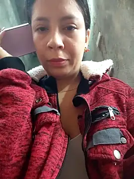 Snapshot of MariCeleste- chatting on December 2025 11:08:02 AM MariCeleste- online show from December 2025 11:08:02 AM