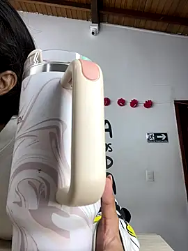 Snapshot of little-Emma chatting on September 2025 03:08:01 AM little-Emma online show from September 2025 03:08:01 AM