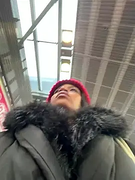 Black Dolll online show from February 2026 12:16:01 PM