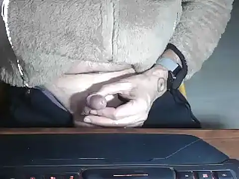 Adri gard online show from February 2025 09:26:02 PM