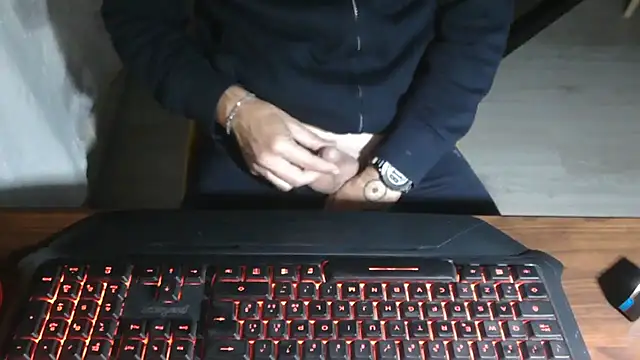 Adri gard online show from November 2025 09:17:02 PM