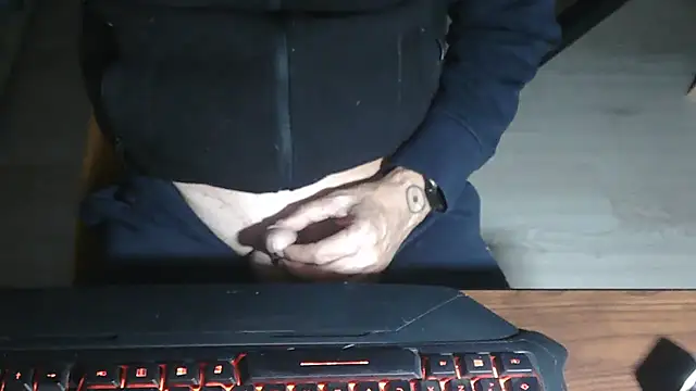 Adri gard online show from November 2025 09:15:01 PM