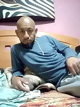 Snapshot of pineda1689 chatting on February 2025 07:07:01 PM pineda1689 online show from February 2025 07:07:01 PM