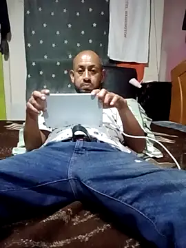 Snapshot of pineda1689 chatting on March 2025 06:59:02 AM pineda1689 online show from March 2025 06:59:02 AM