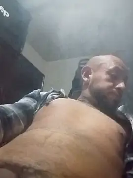 Snapshot of pineda1689 chatting on October 2025 07:42:02 AM pineda1689 online show from October 2025 07:42:02 AM