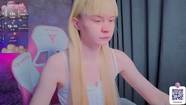 Milia Parker online show from April 2026 08:48:01 PM