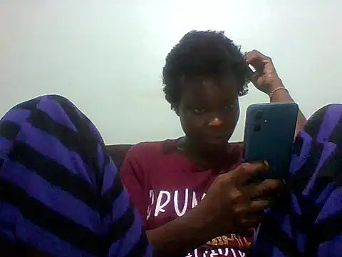 Snapshot of sexxyqueenn22 chatting on October 2025 11:13:02 PM sexxyqueenn22 online show from October 2025 11:13:02 PM