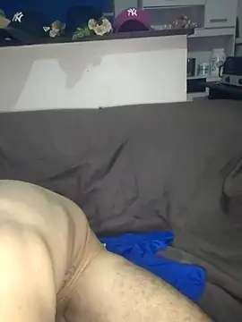 Snapshot of Leonpicudo chatting on January 2025 09:53:01 PM Leonpicudo online show from January 2025 09:53:01 PM